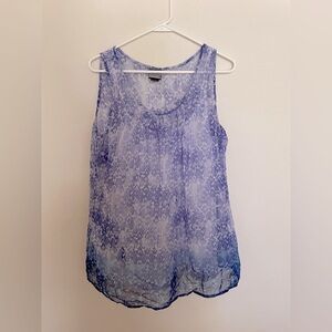 Oh Baby by Motherhood blue and white tank